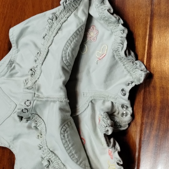 Mini Wear Cream Embroidered Daisy Butterfly & Floral Button Top Overalls - Picture 13 of 15